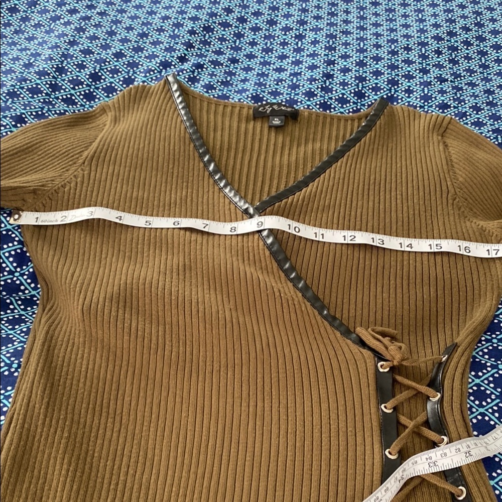 Say What? Green Long Sleeve Wrap Dress - Picture 15 of 16